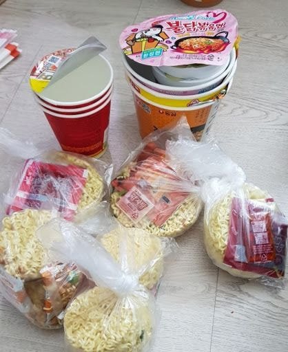여행갈때 컵라면 부피 줄이기 팁