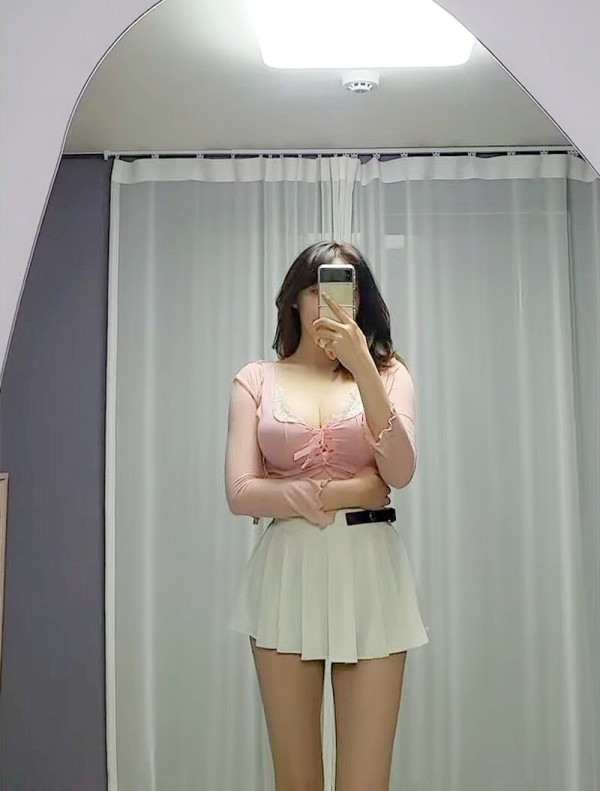 몸매 자랑하는 bj건 셀카 비율 지리네